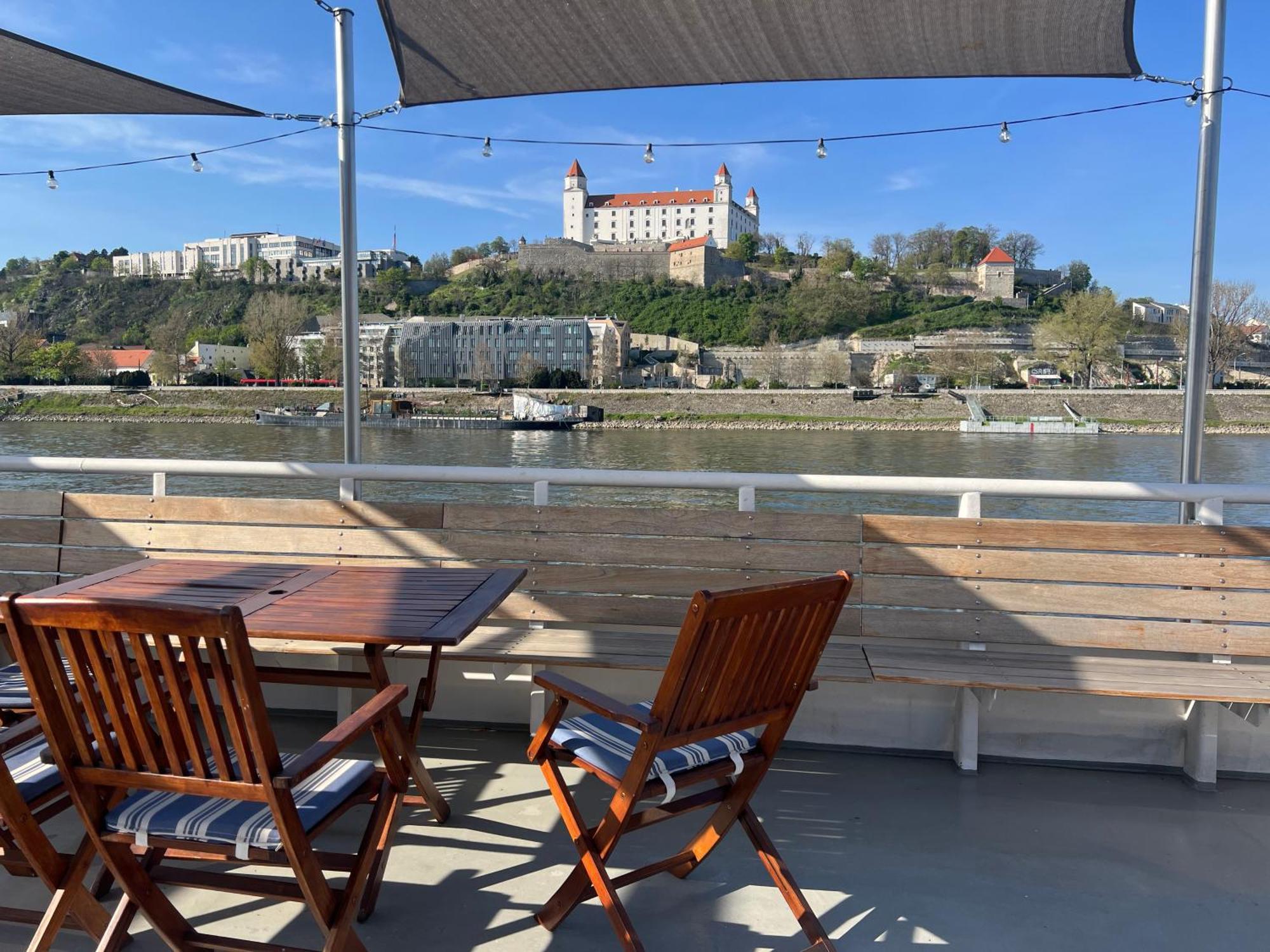 Апартаменты No1 Dream View Братислава Экстерьер фото